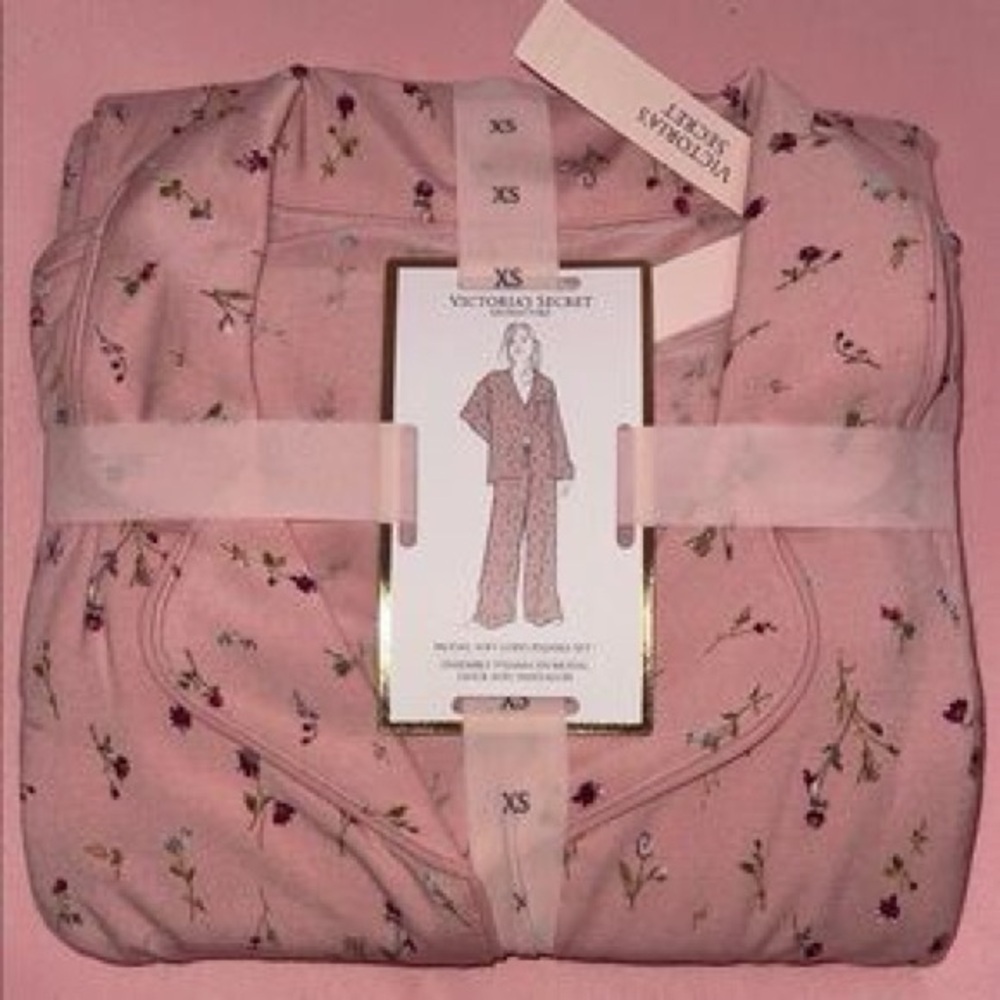 Victoria's Secret Blush Floral Pajama Set